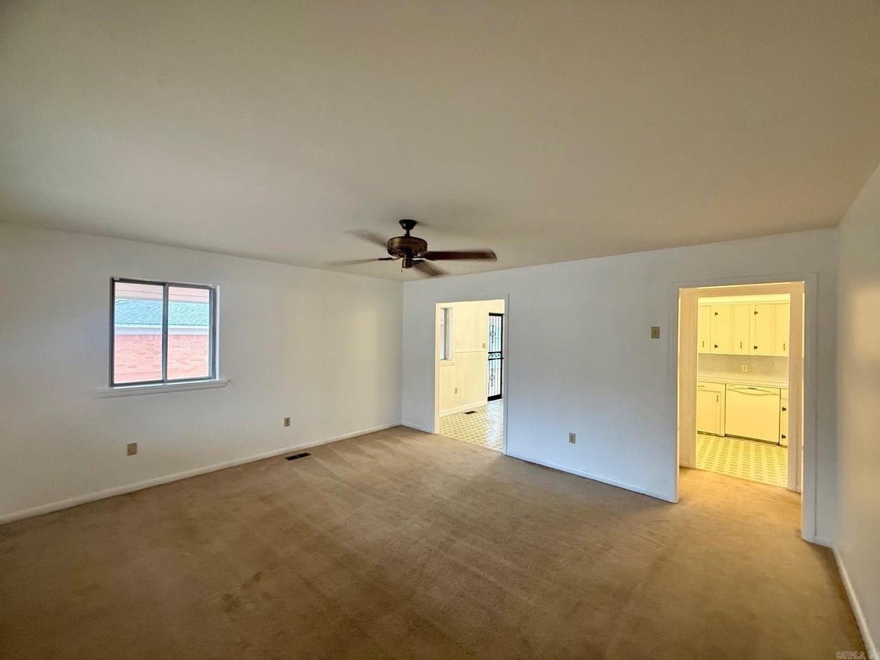 6911 W 42nd St - Photo 3 of 16