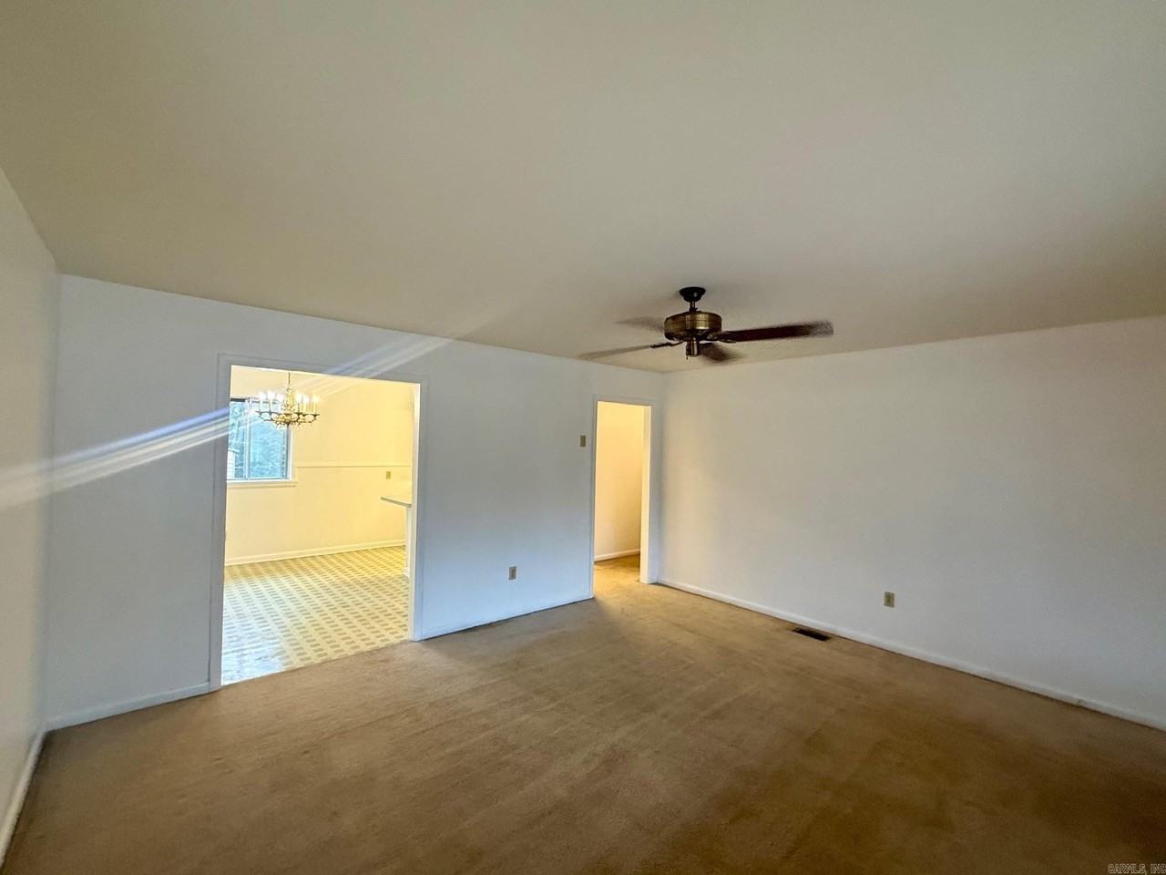 6911 W 42nd St - Photo 4 of 16