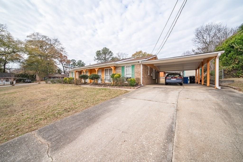 6503 Horner Dr - Photo 3 of 33