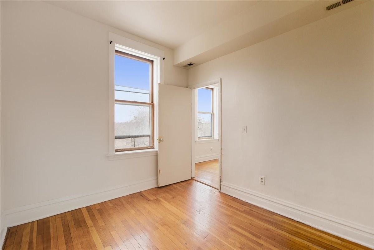 3133 W Augusta Blvd #3E - Photo 5 of 11