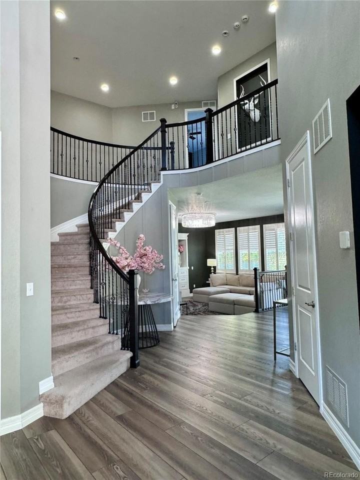 25447 E Arbor Dr - Photo 3 of 47