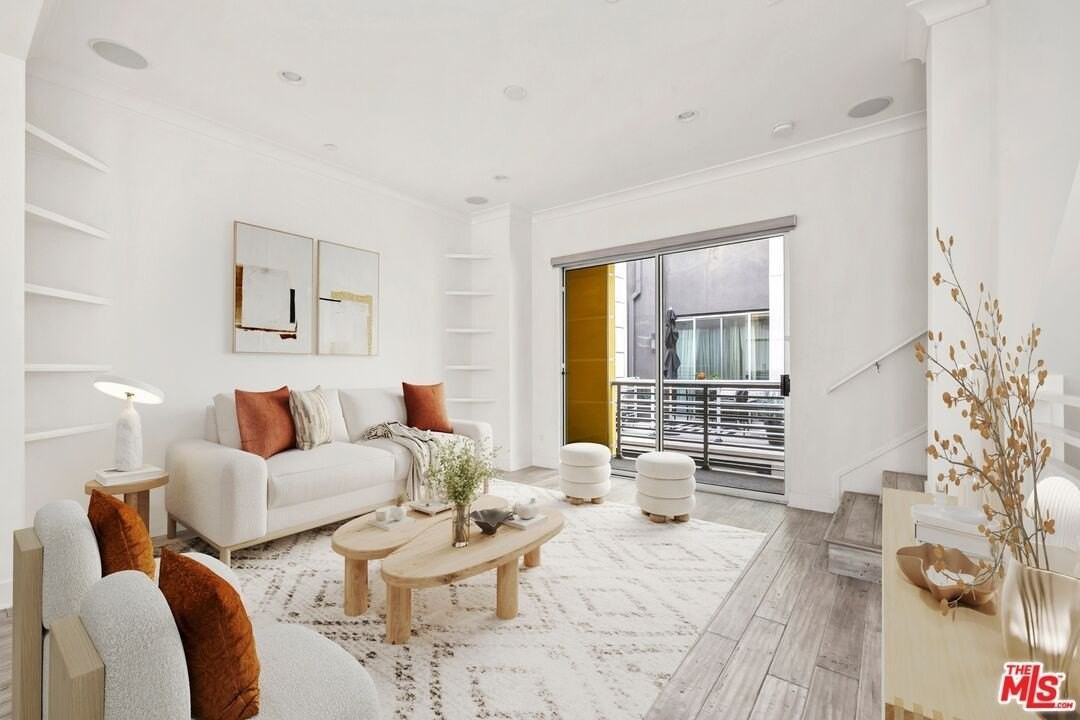 2205 Selig Dr - Photo 5 of 18