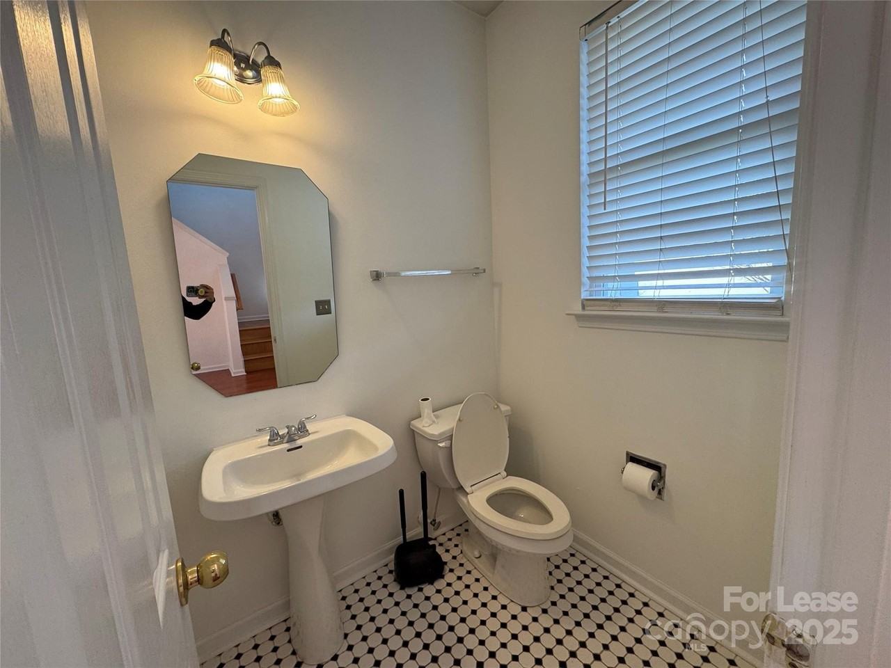9920 Forest Run Ln - Photo 5 of 18