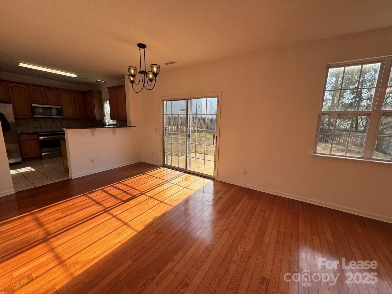 9920 Forest Run Ln - Photo 7 of 18