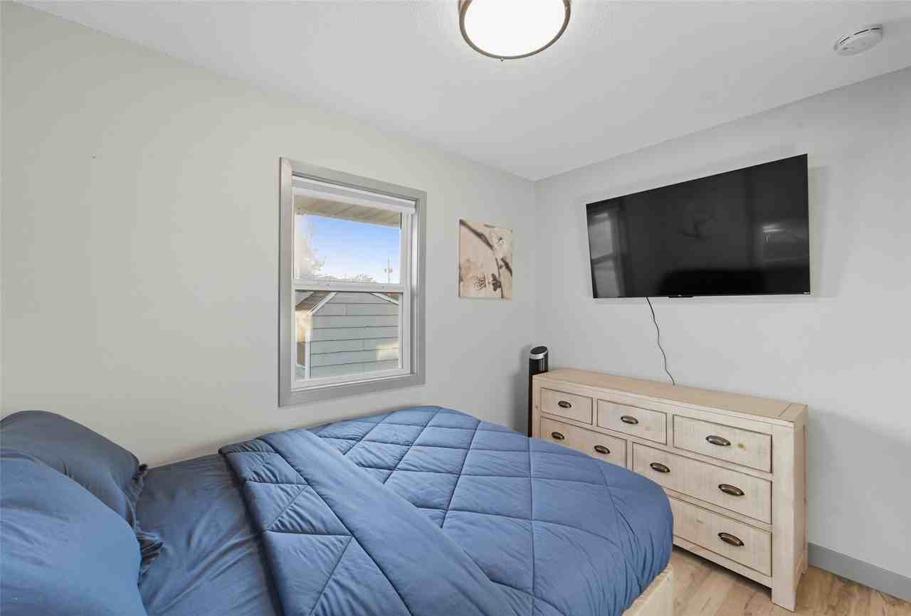 203 3rd St Se Apt 2b #2B - Photo 7 of 10