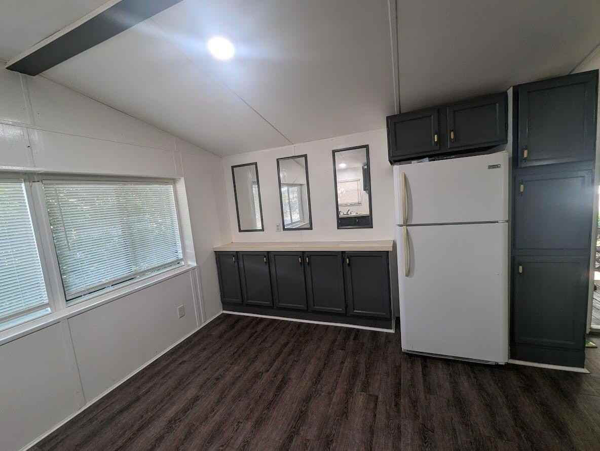 1726 Eagle Bay Ln - Photo 3 of 12