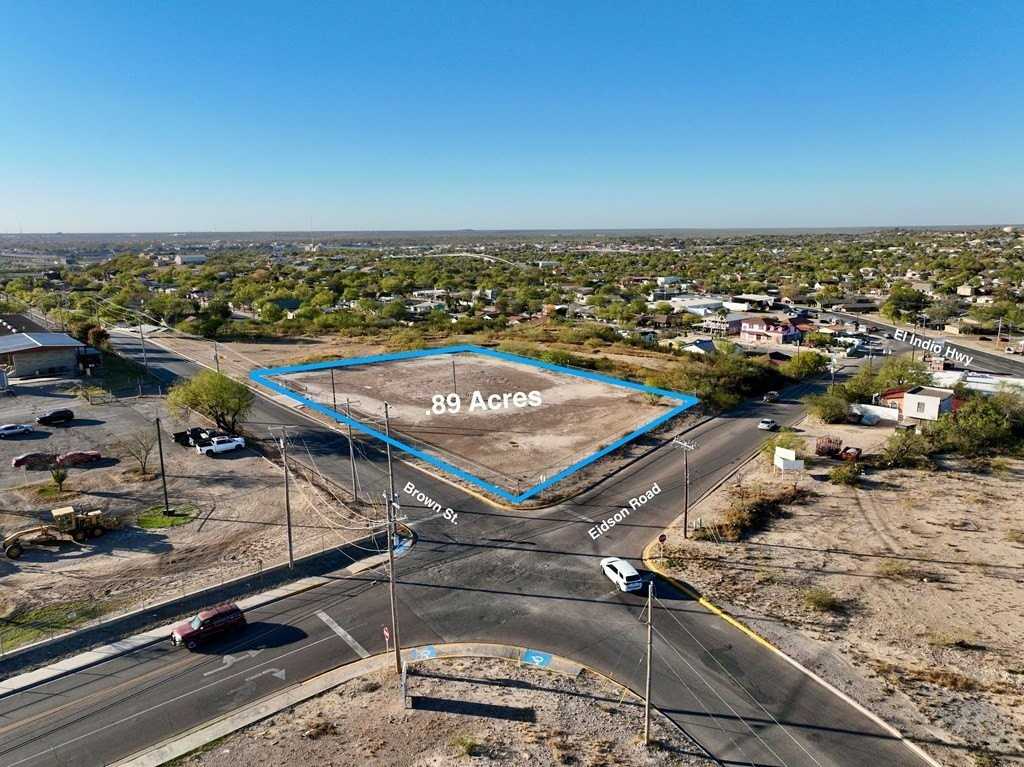 2080 Brown St - Photo 4 of 8