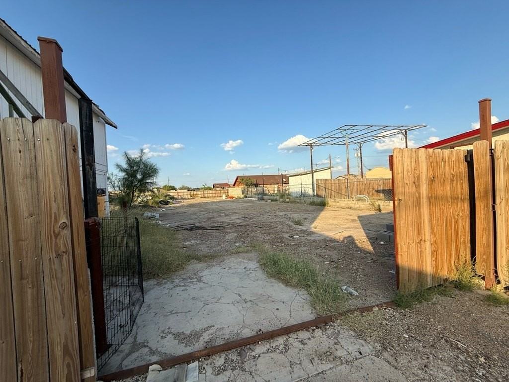 2985 El Indio Hwy - Photo 3 of 4