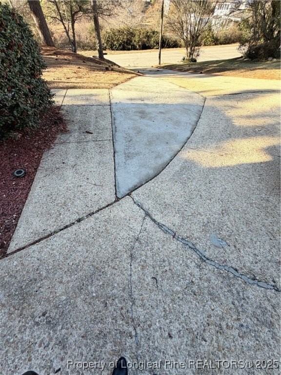 4946 Pinewood Dr - Photo 3 of 45