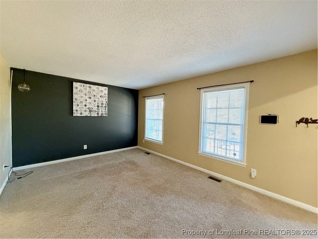 4946 Pinewood Dr - Photo 6 of 45