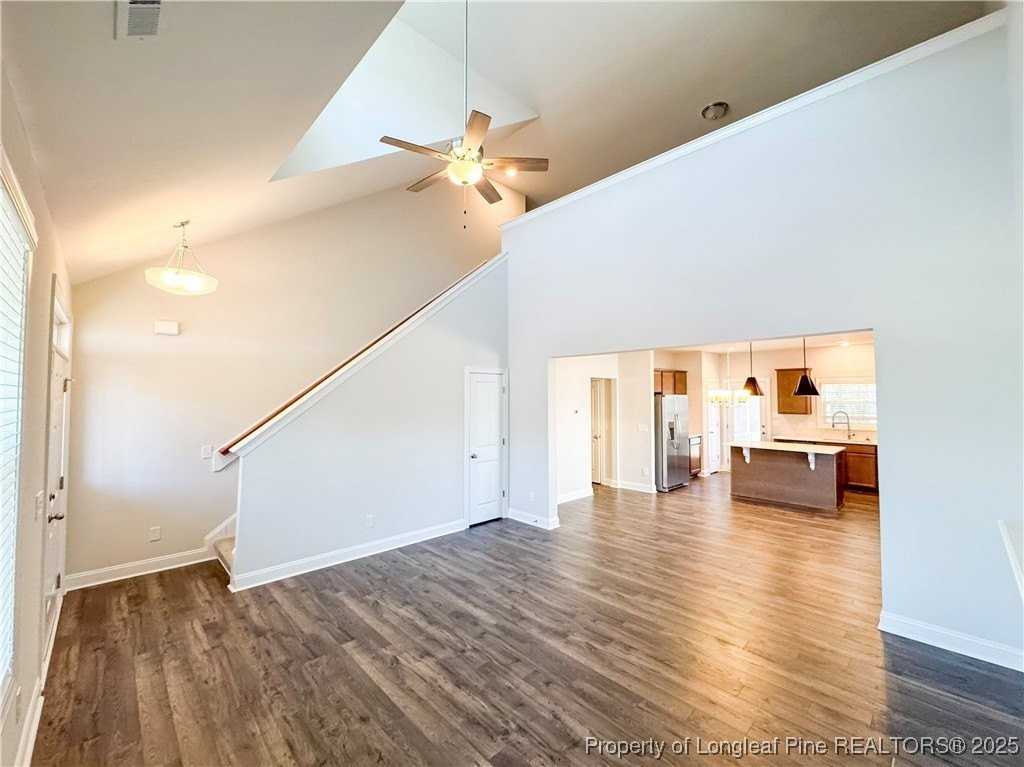 227 Bow Common Way - Photo 4 of 29