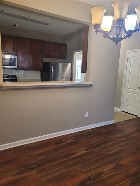 8576 Thomas Rd - Photo 3 of 9