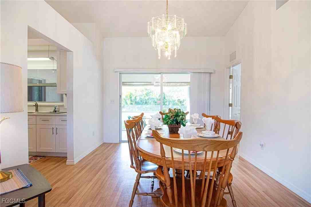 3032 Sw 10th Ave - Photo 7 of 40