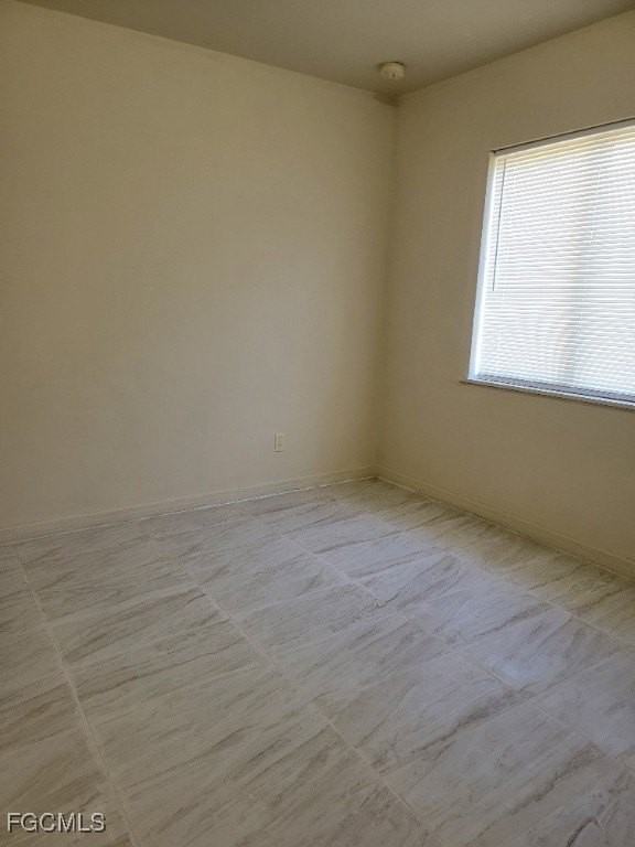 862 Holmes Ave - Photo 4 of 15