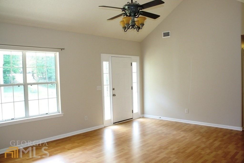 55 Lauren Overlook - Photo 7 of 14