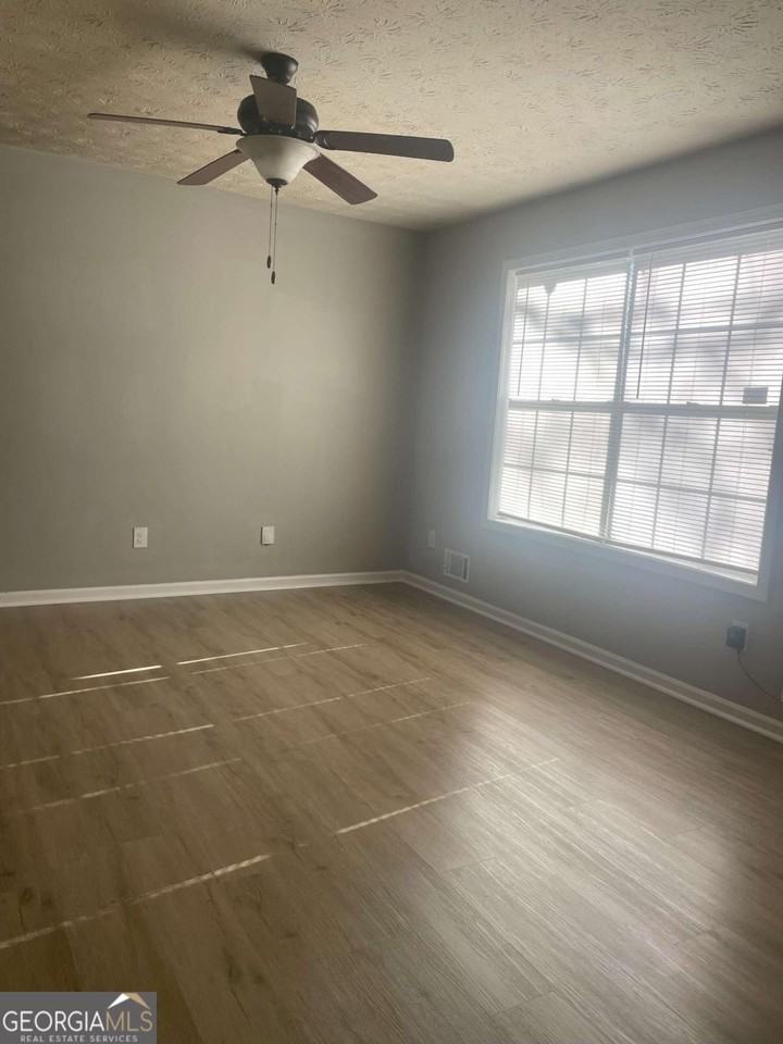 5036 Stone Trce - Photo 3 of 28