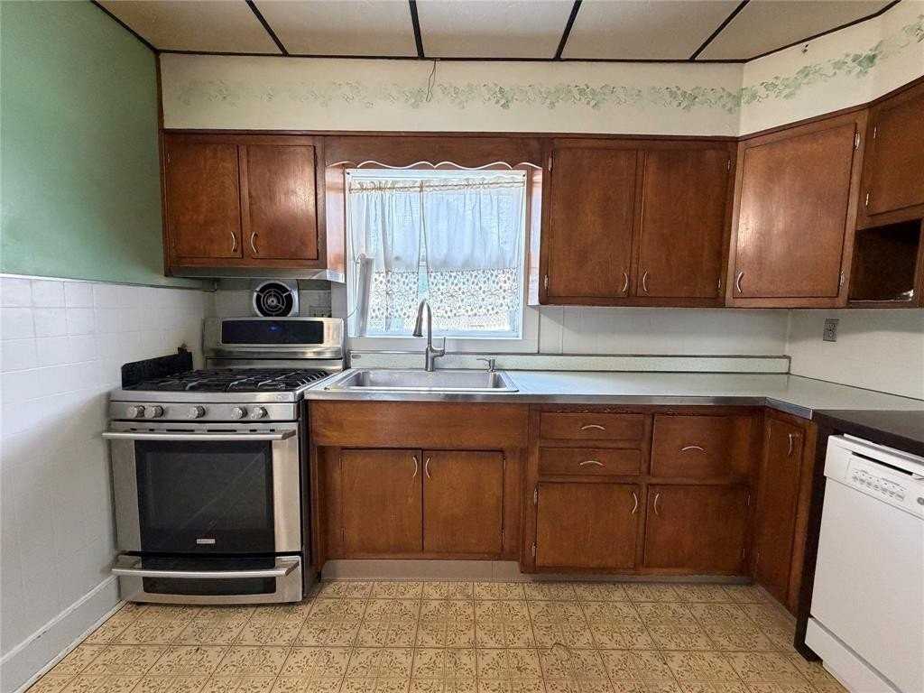 3 Johnson St - Photo 5 of 14