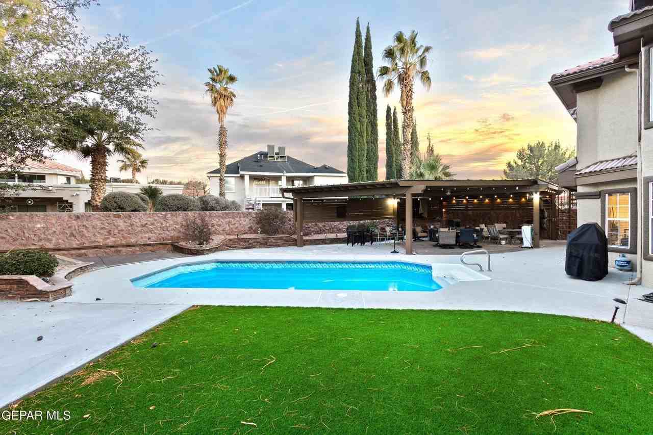 1984 Paseo Granada Ln - Photo 4 of 40