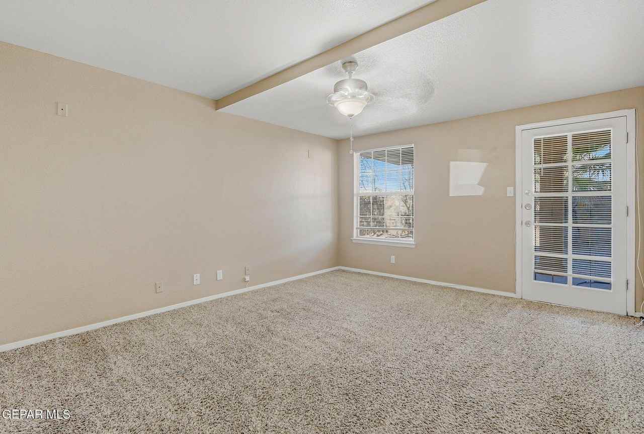 13809 Horizon Heights Cir - Photo 4 of 13