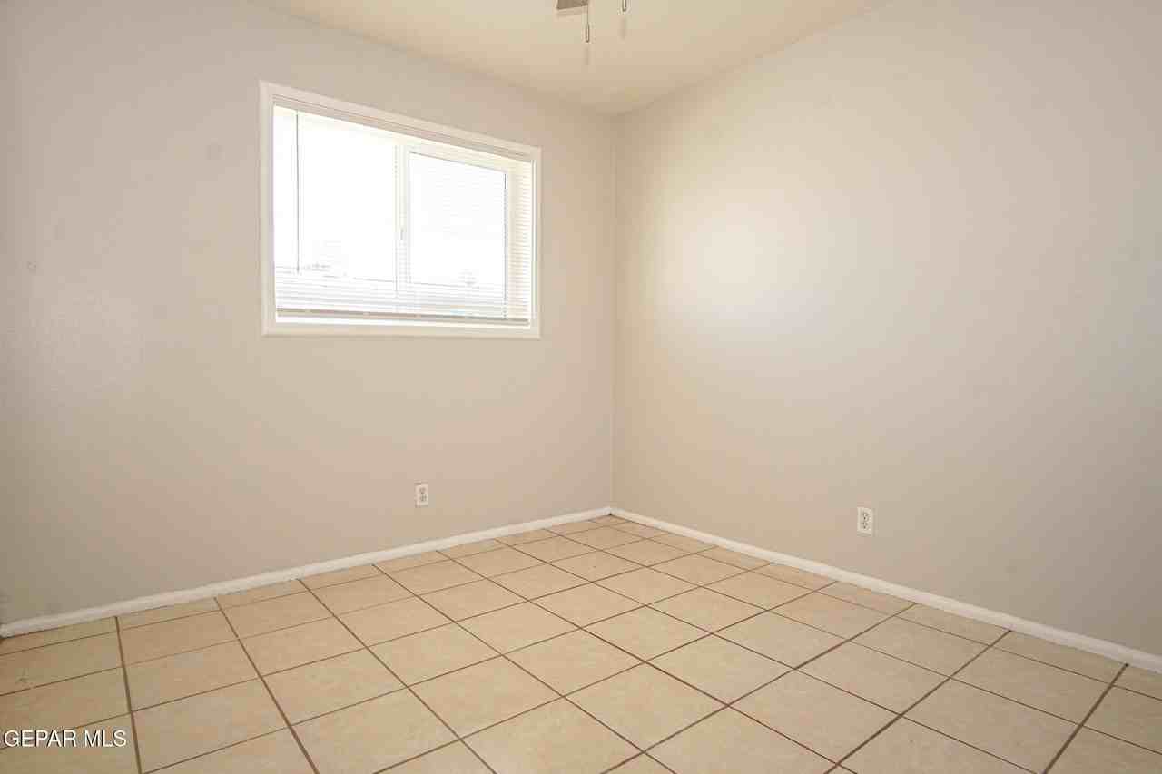 1317 Saint Johns Dr Apt 1 #1 - Photo 7 of 11