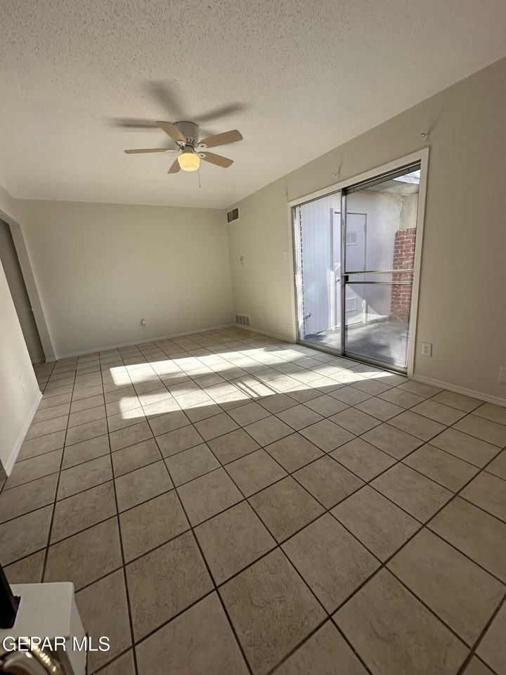6713 Escondido Dr Apt C #C - Photo 2 of 13