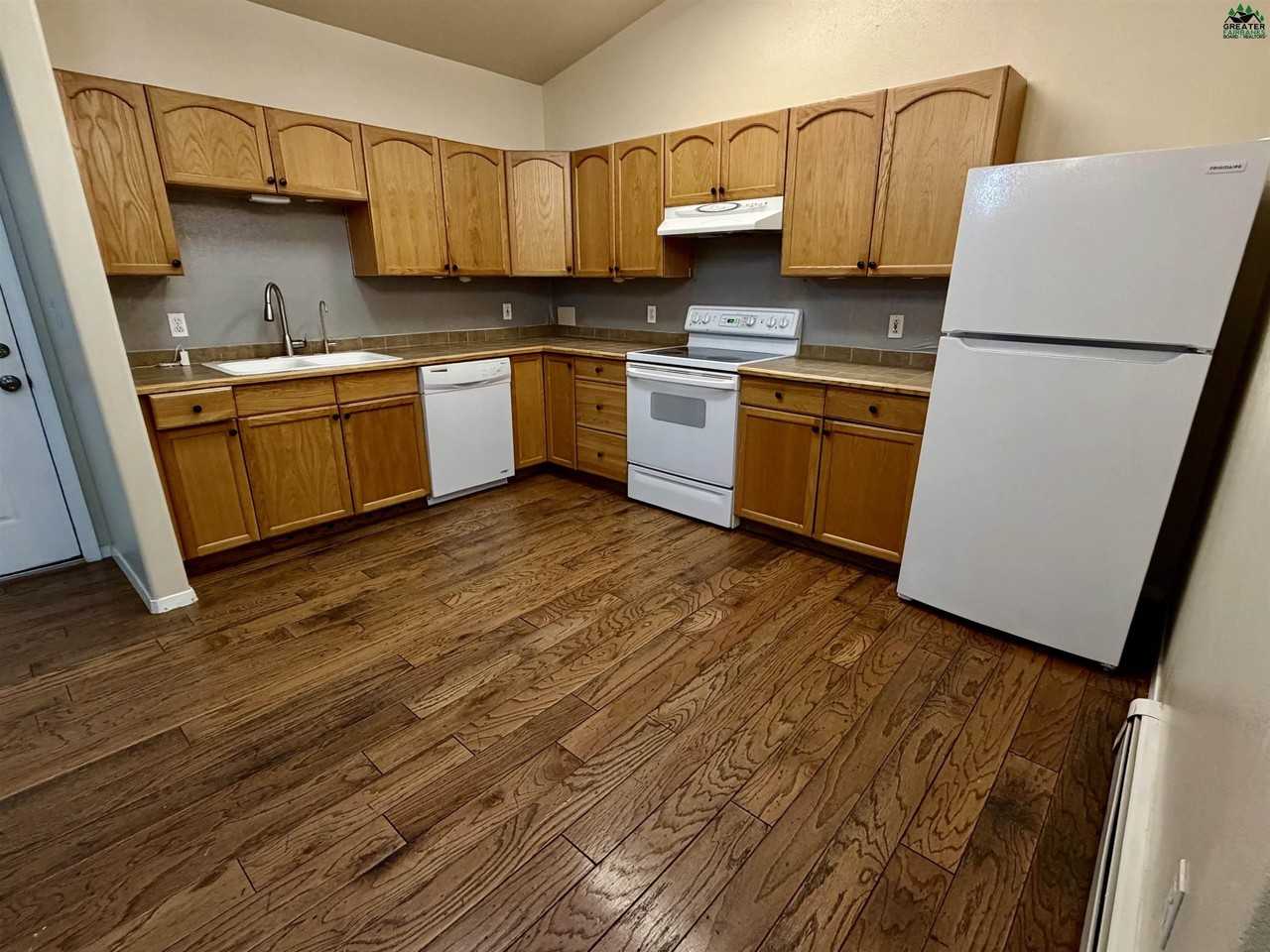 2361 Badger Rd #C - Photo 4 of 10