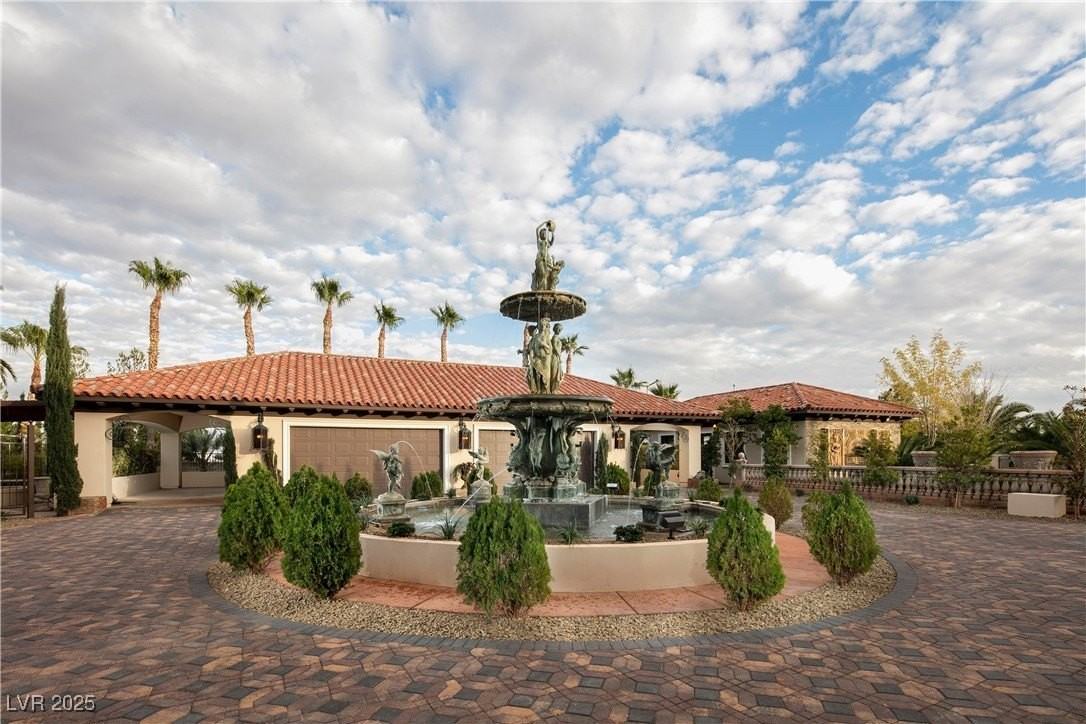 8801 Palm Greens Ct - Photo 7 of 50