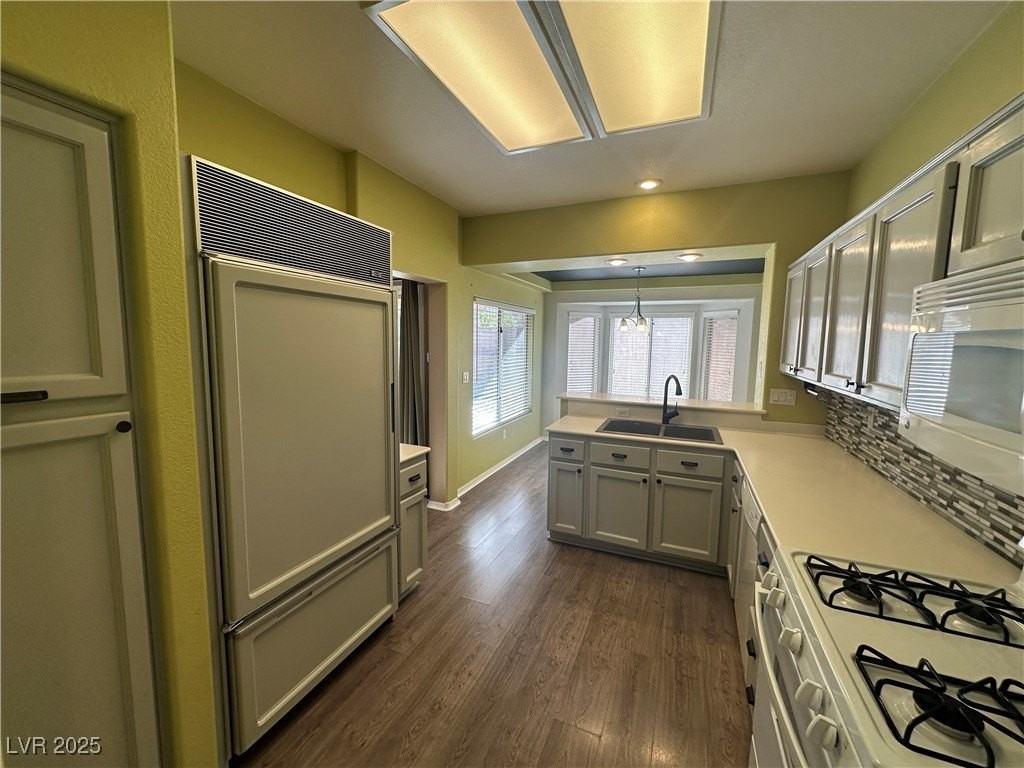 9945 Bundella Dr - Photo 5 of 25