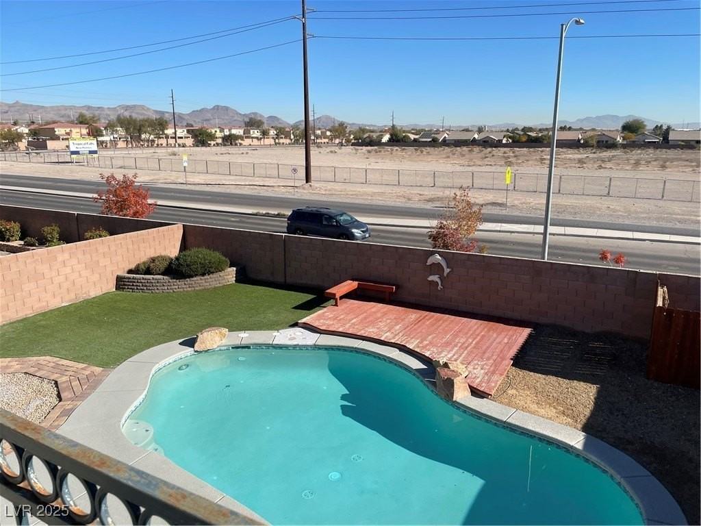 5920 Altissimo St - Photo 3 of 10