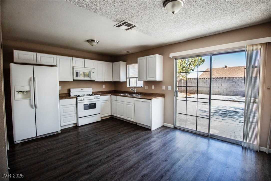 2501 Indian Sage Way - Photo 4 of 30