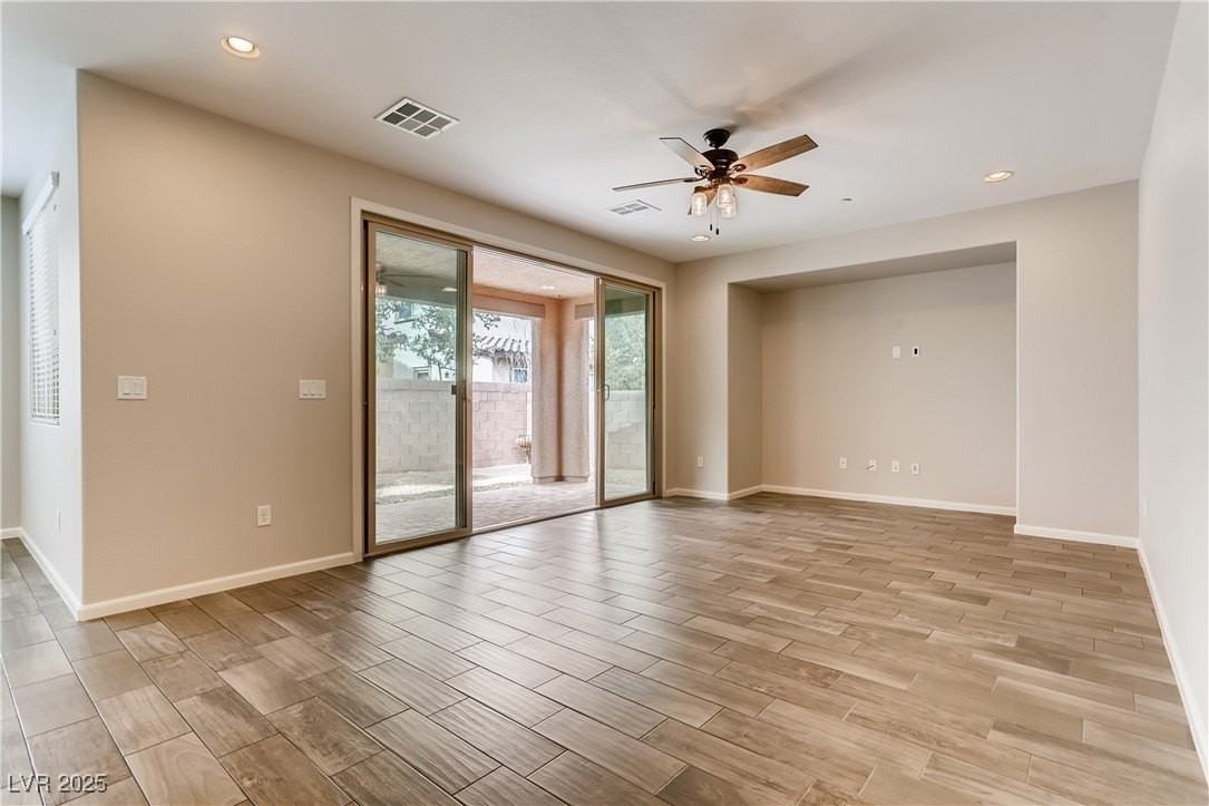 2517 Bankhurst St - Photo 5 of 28