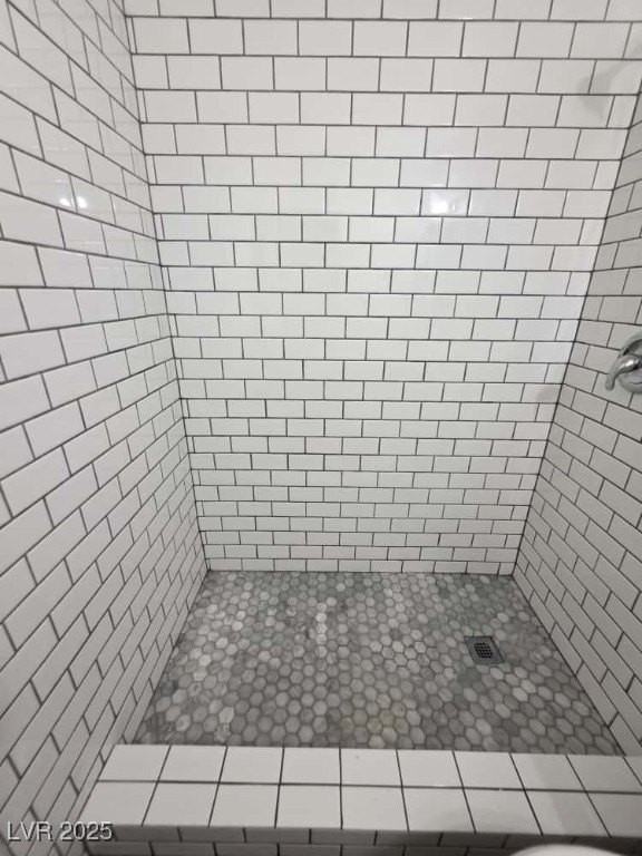 1121 E Desert Inn Rd #1 - Photo 6 of 25