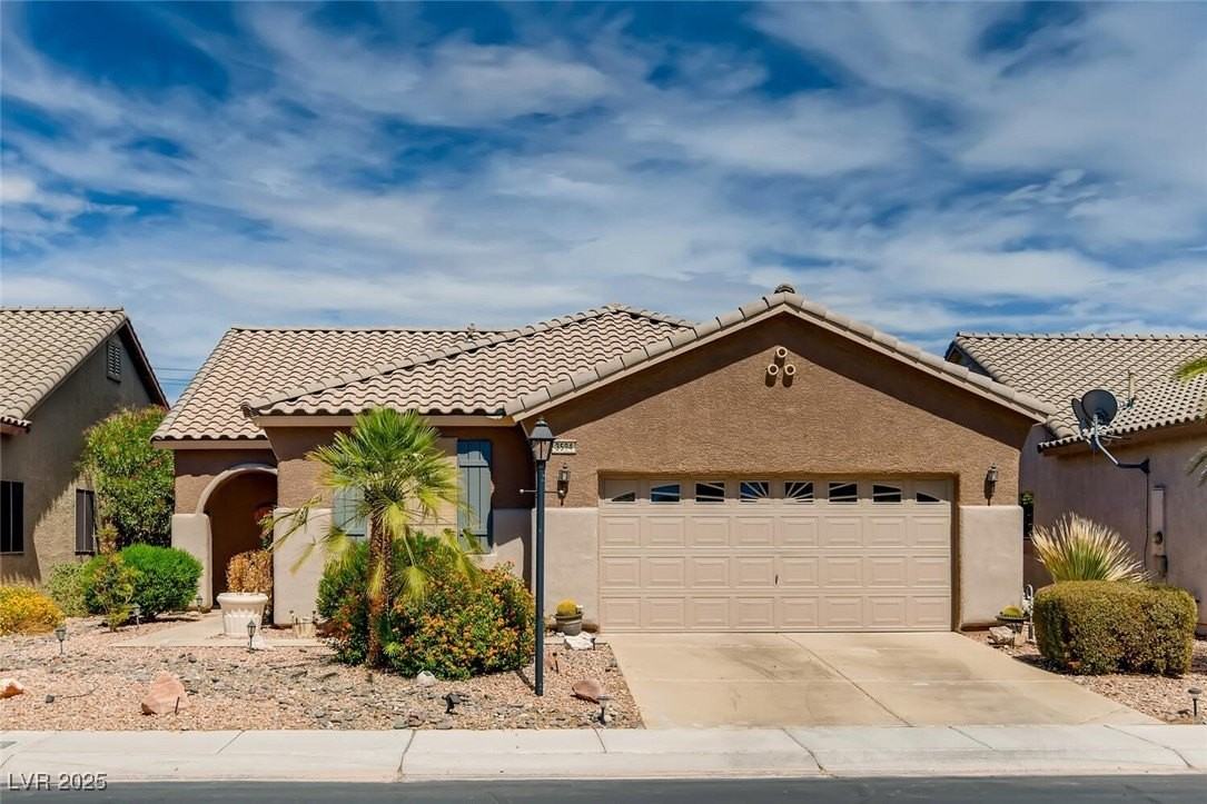 3594 Driving Range St