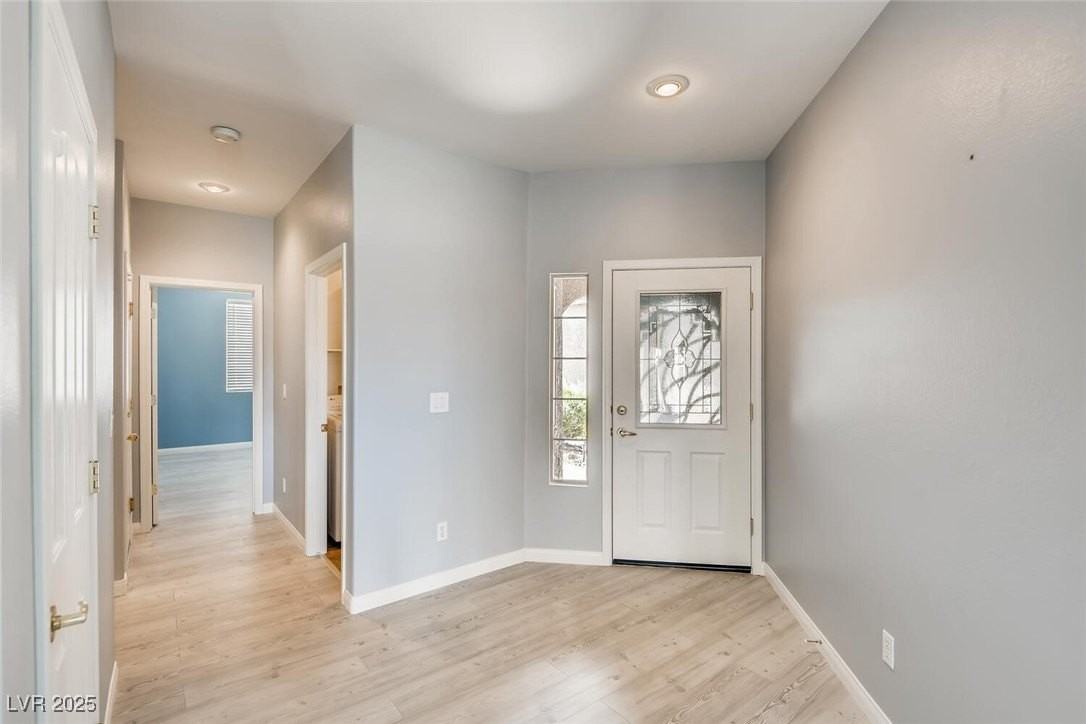 3594 Driving Range St - Photo 4 of 28