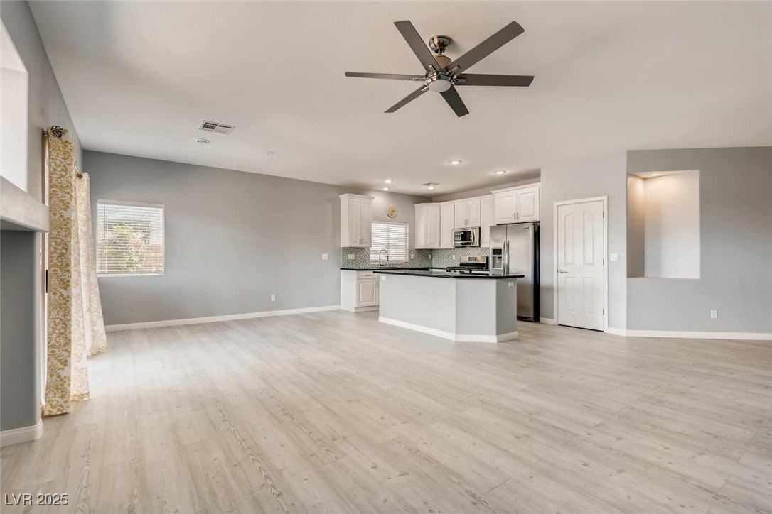 3594 Driving Range St - Photo 7 of 28