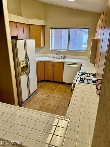 7821 Gable Ln - Photo 3 of 10