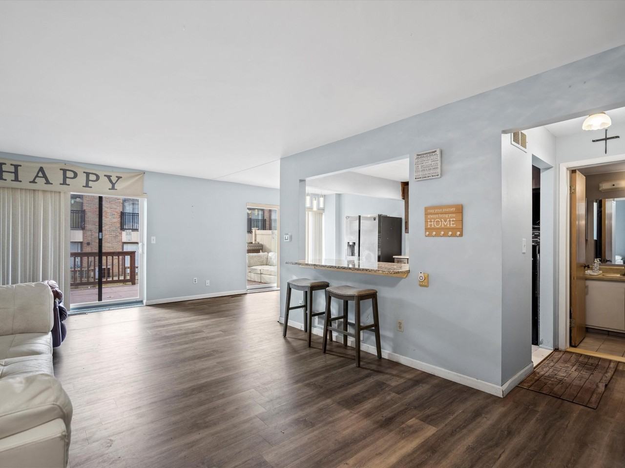 18270 University Park Dr - Photo 5 of 29