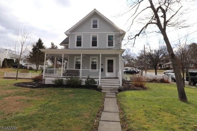 236 W Main St - Photo 2 of 20