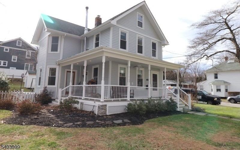 236 W Main St - Photo 3 of 20