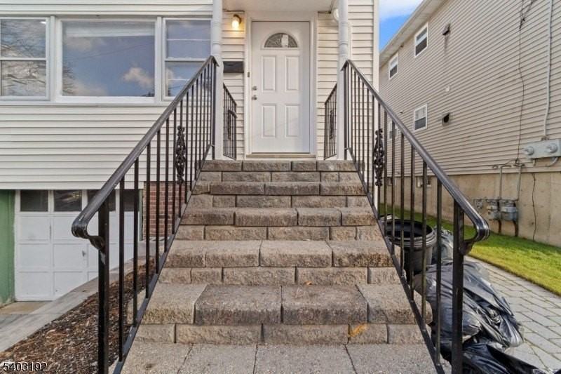 19 Cooper Dr - Photo 4 of 31