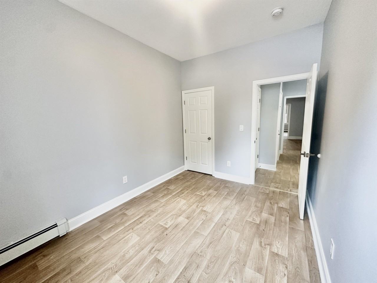 130 Grant Ave - Photo 5 of 18