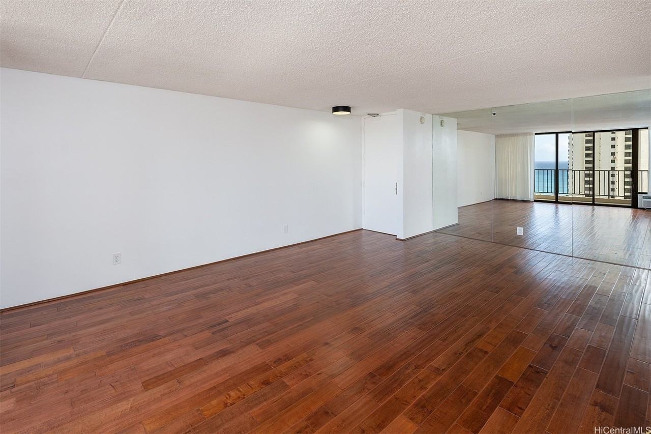 201 Ohua Ave Apt T2-2214 - Photo 5 of 19