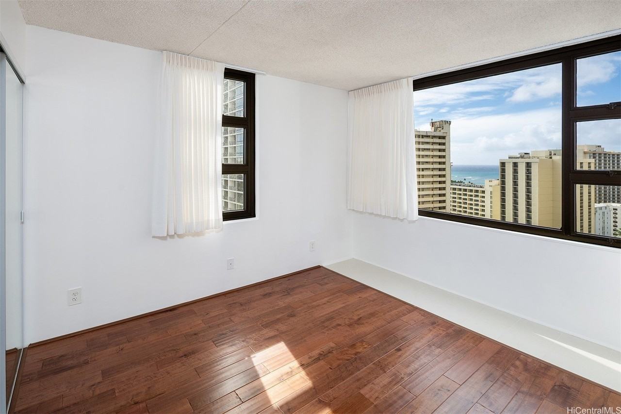 201 Ohua Ave Apt T2-2214 - Photo 7 of 19