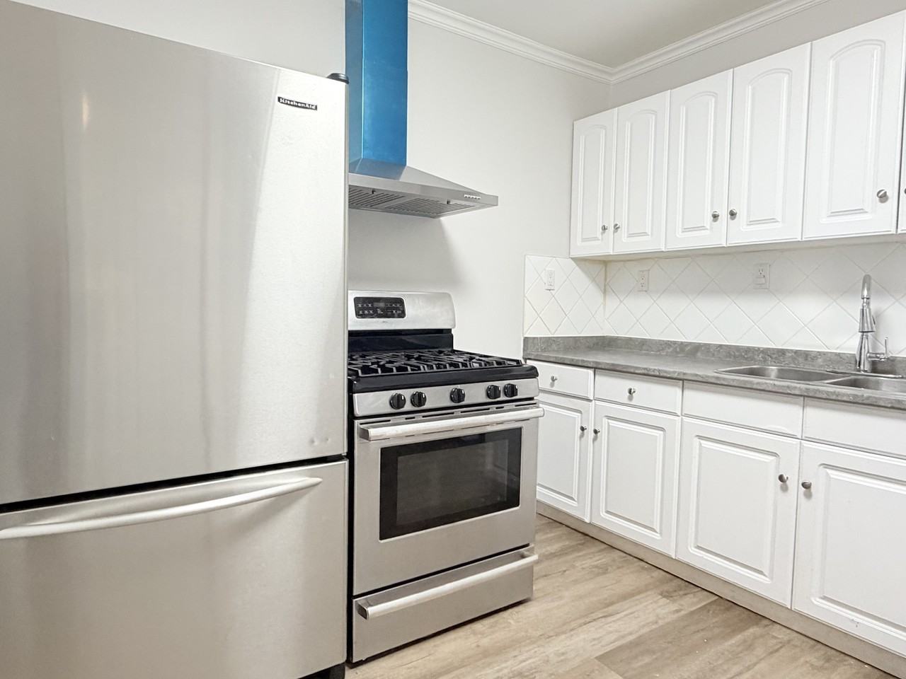 1628 Ford Blvd #1 - Photo 6 of 18