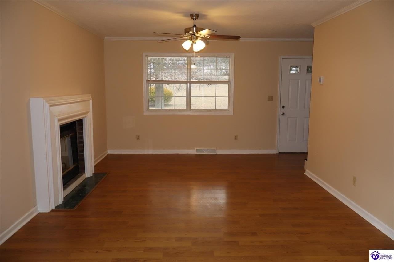 4484 Rineyville Rd - Photo 5 of 32