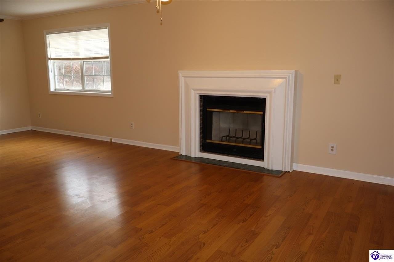 4484 Rineyville Rd - Photo 6 of 32