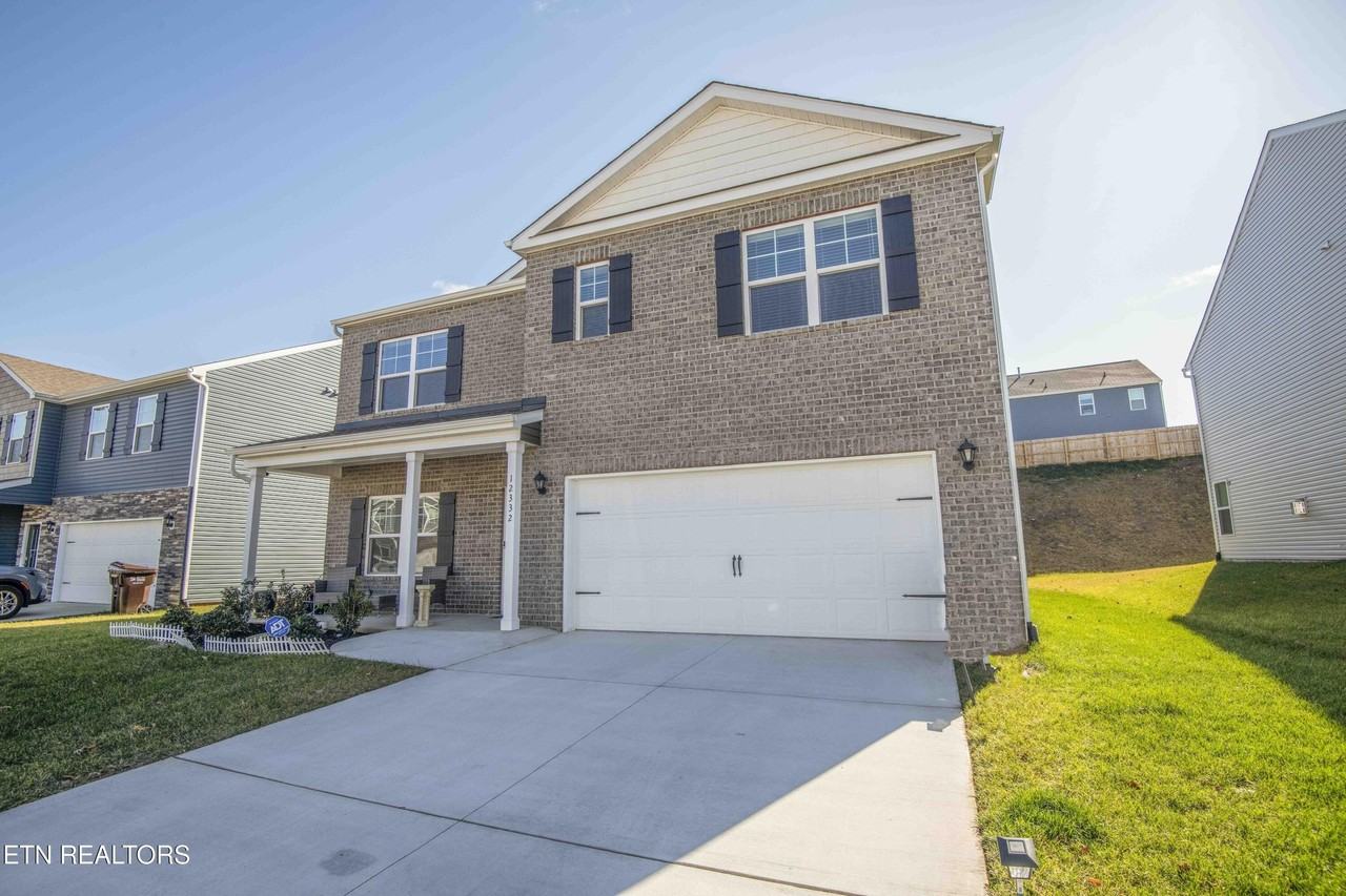 12332 Manhattan Ln - Photo 2 of 50