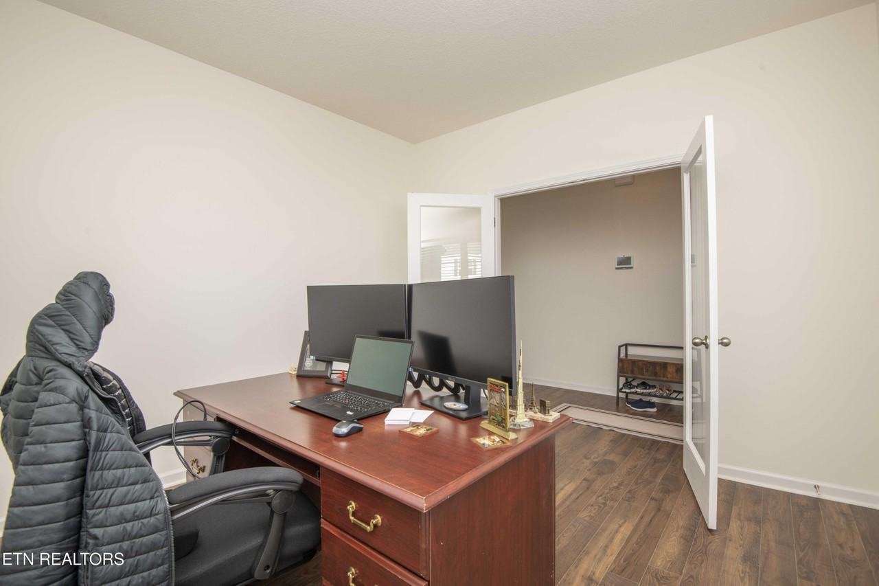 12332 Manhattan Ln - Photo 6 of 50