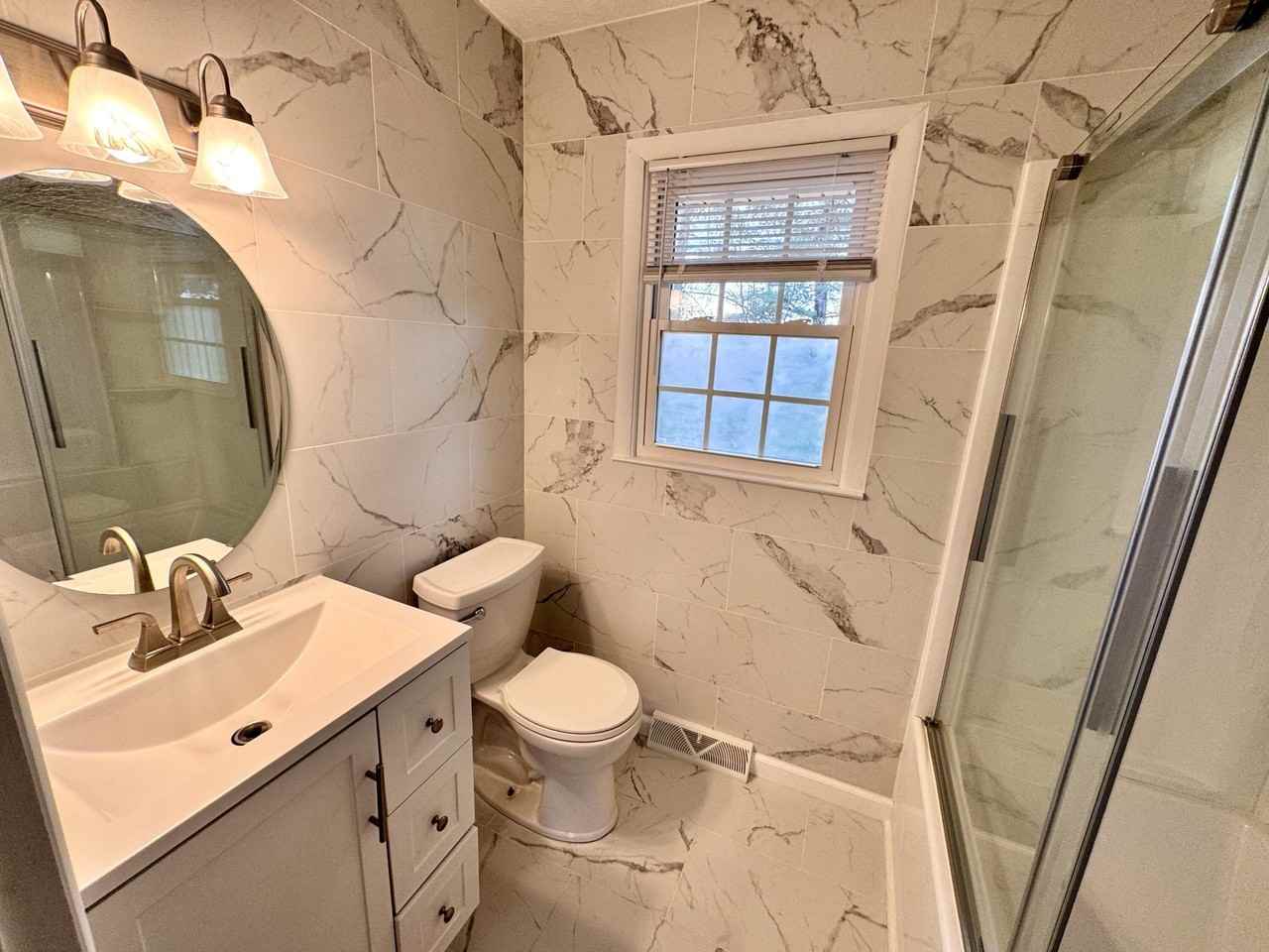 303 Robin Dr - Photo 7 of 27