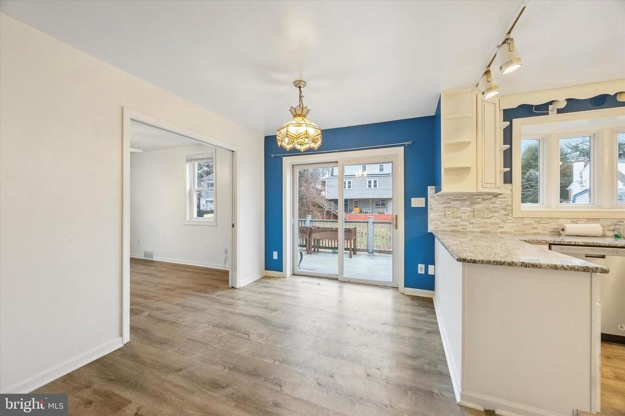 103 Valley Rd - Photo 2 of 15